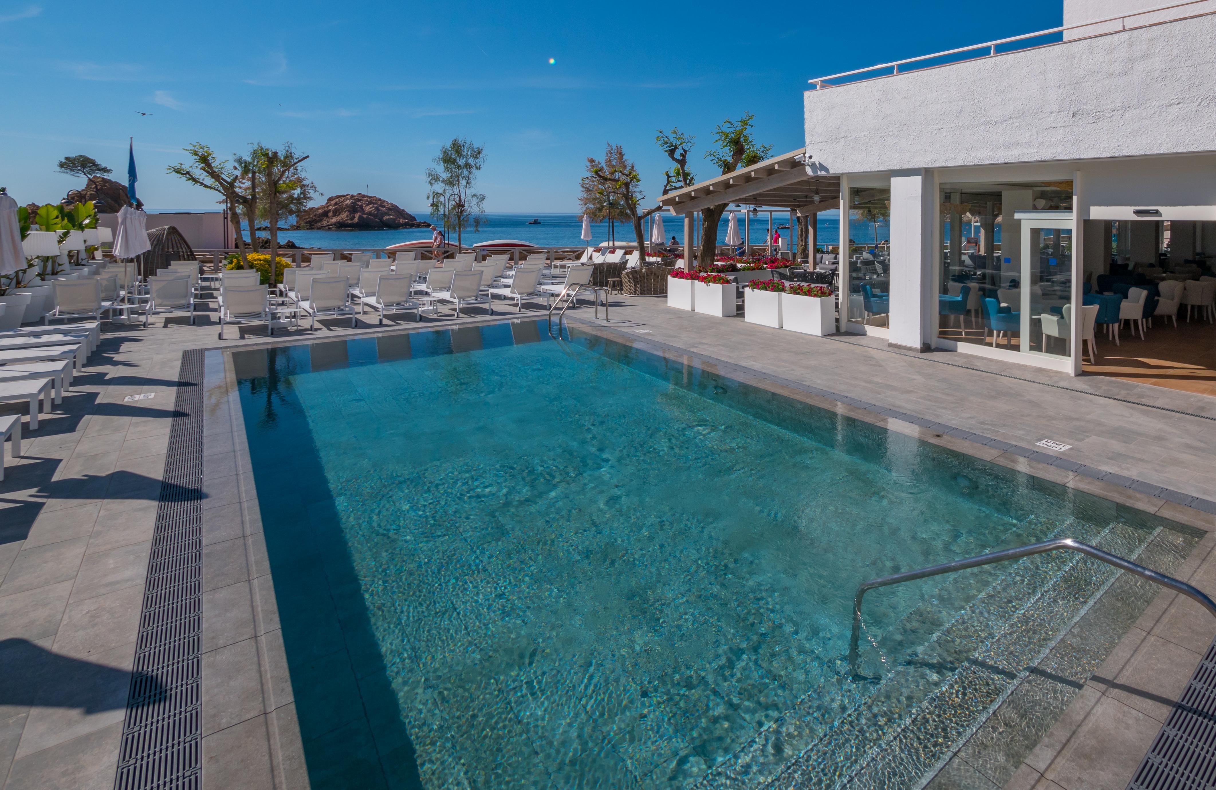 Golden Mar Menuda Hotel Tossa de Mar Exterior photo